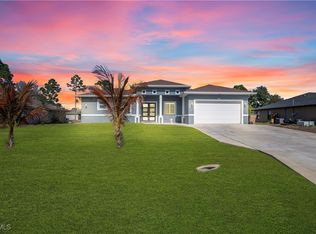 5314 Benton St, Lehigh Acres, FL 33971