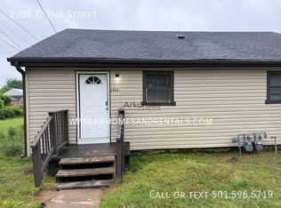 2908 E 2nd St, North Little Rock, AR 72114