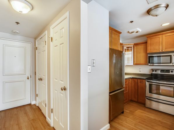 115 N Lee St APT 304
