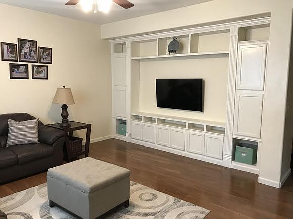 1st image of 133 W Camino Fuste