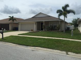 2203 Unity Village Dr, Ruskin, FL 33570