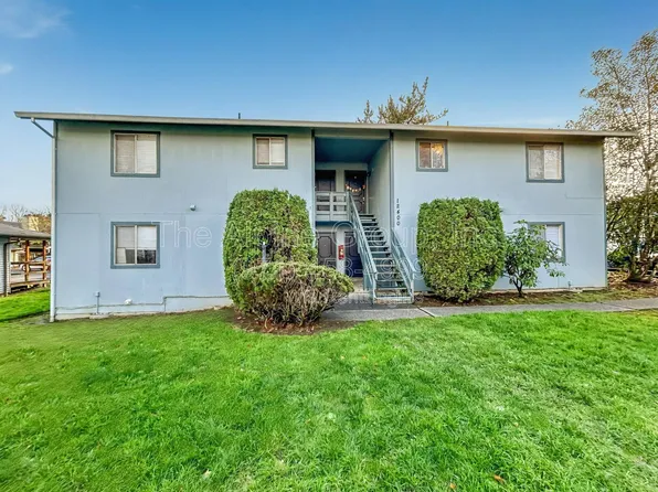 12400 SW Chaps Ct APT B, Beaverton, OR 97008