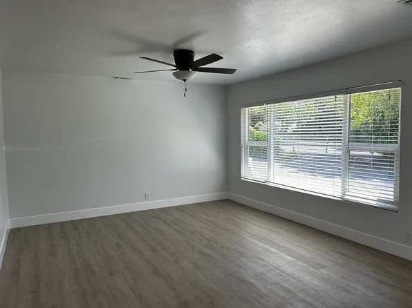 6550 Nielsen Way, Sacramento, CA 95820
