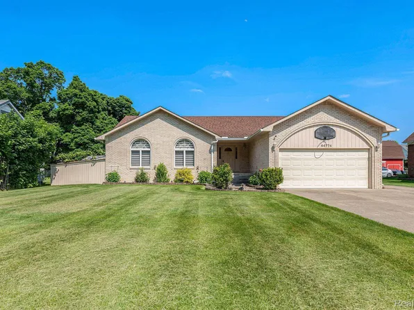 44774 Sterritt St, Sterling Heights, MI 48314