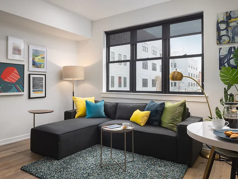 Fairmount North — Photo 7