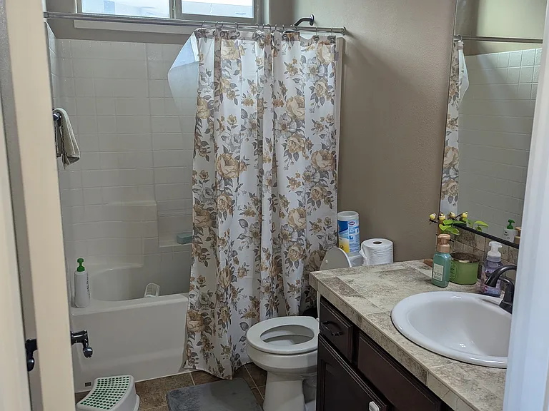 162 NE Greenridge Ter — Photo 20