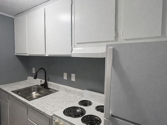 5th image of 625 Mill St #3-B