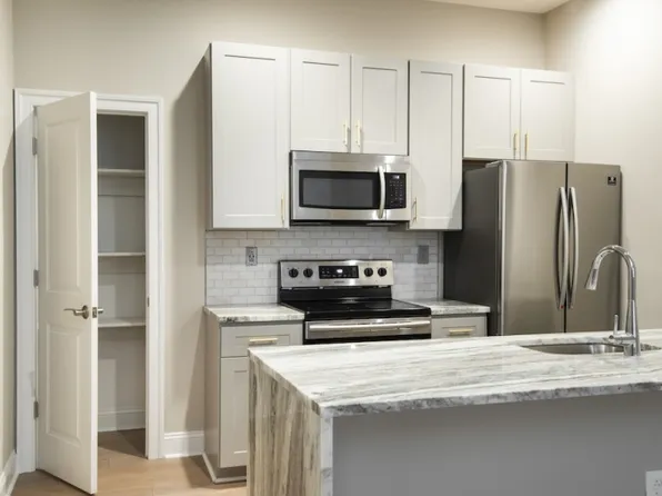 Waterfront, 30 S Front St #15421859b, Philadelphia, PA 19106