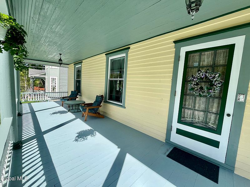 3rd image of 174 Main Street