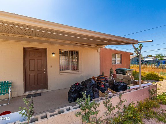 3rd image of 1629 W DESERT COVE Avenue