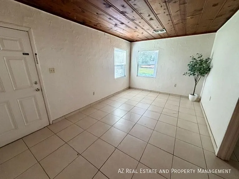925 E Turney Ave #2 — Photo 13