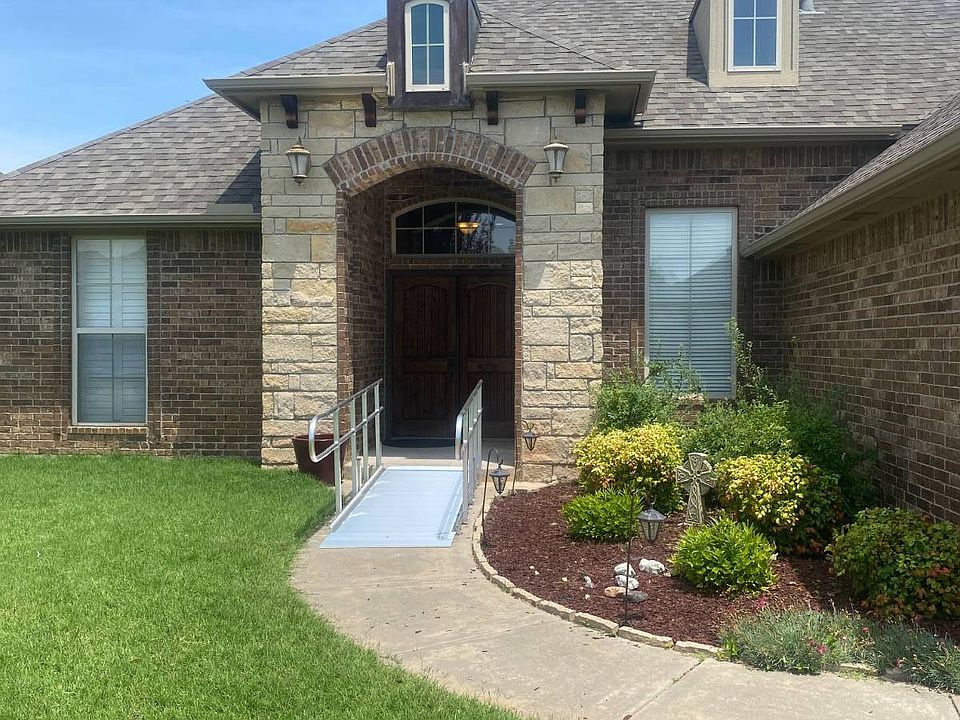 1st image of 1328 Brayden Dr