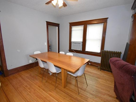 3rd image of 3749 11th Ave S #1