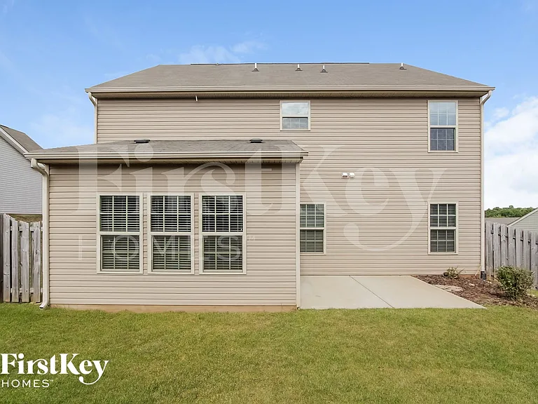 124 Alborn Dr — Photo 15