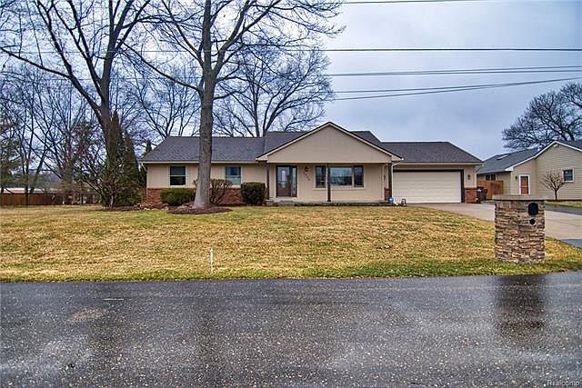1st image of 1520 Carpenter Ct