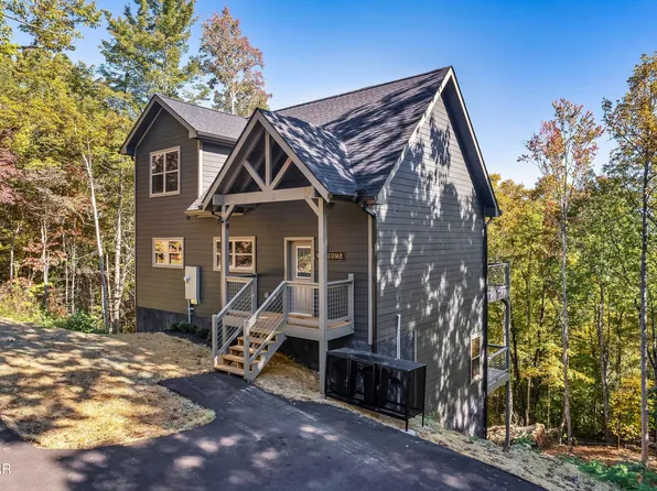 2614 Grassy Branch Loop, Sevierville, TN 37876