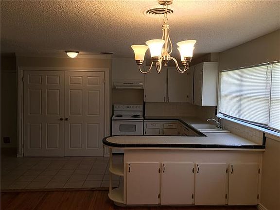 4th image of 6540 Davidson St