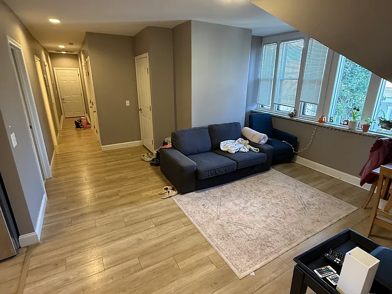 29 Creighton St #3 — Photo 5