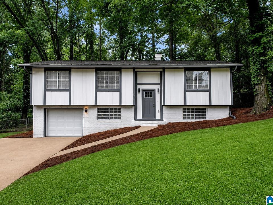 1st image of 825 Seven Springs Dr