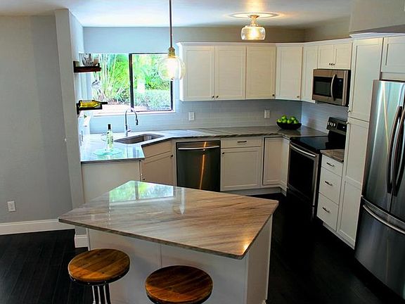 4th image of 13780 Oak Forest Blvd S