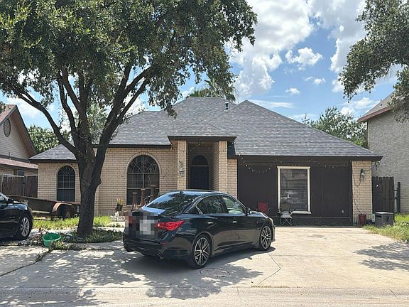3rd image of 114 Catalina Dr