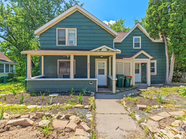 921 2nd St, Hudson, WI 54016