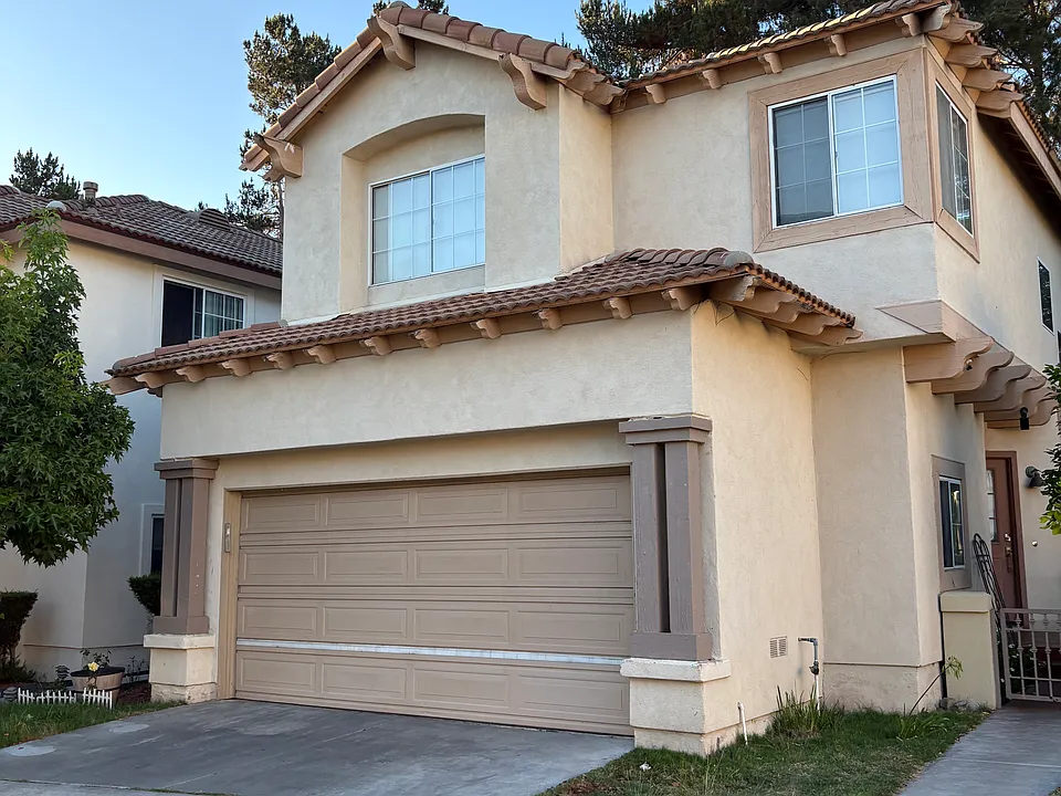 1121 Pacific Grove Loop