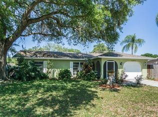 5549 Rollingwood Dr, Sarasota, FL 34232