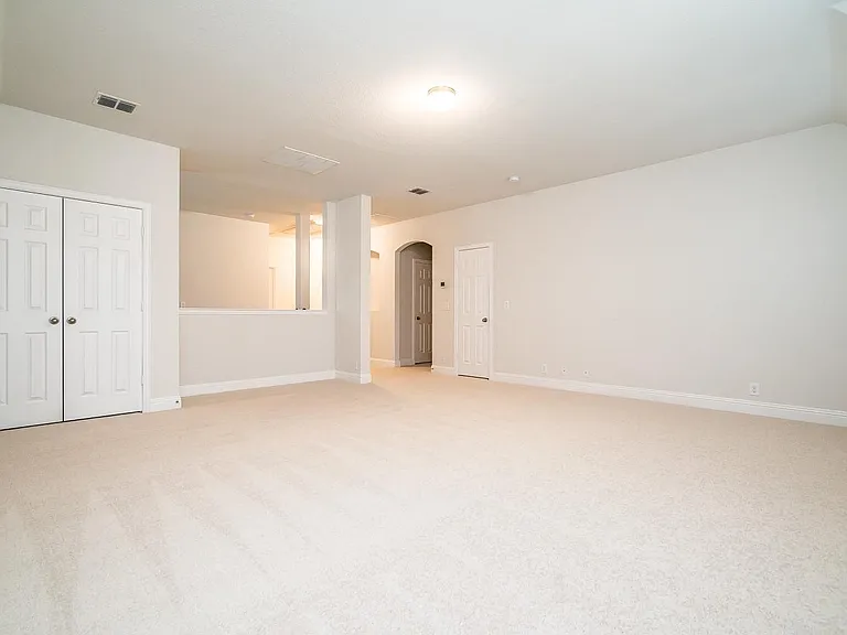 3816 Walden Dr — Photo 22