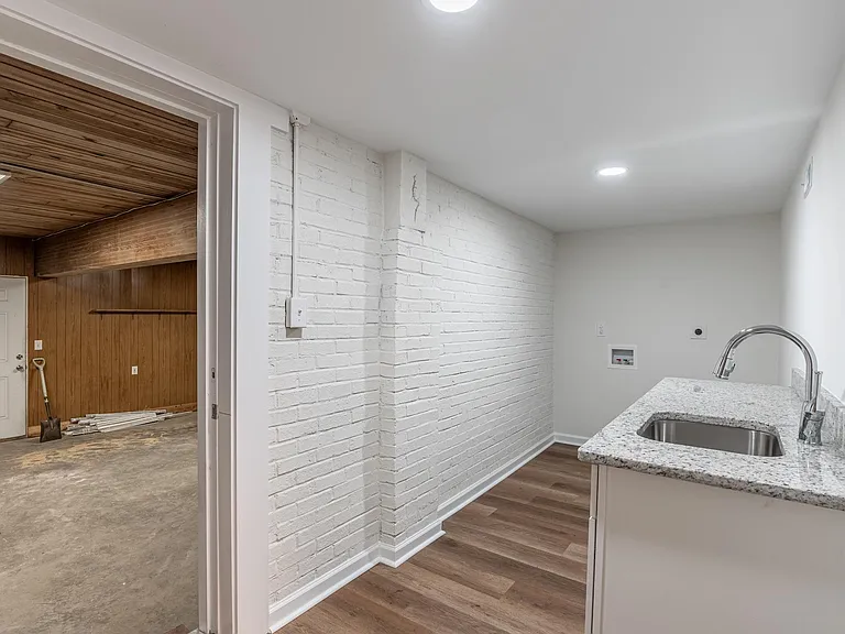 1537 Brennen Rd — Photo 25