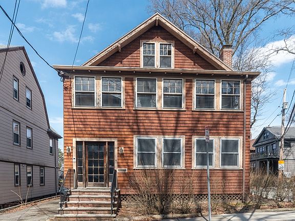 2nd image of 29-31 Chatham St