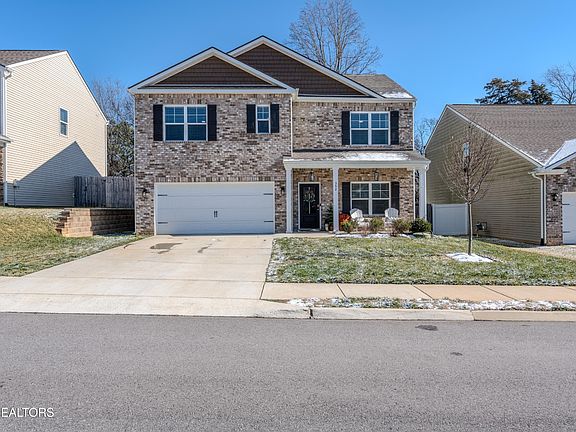 2nd image of 352 Hayley Marie Ln