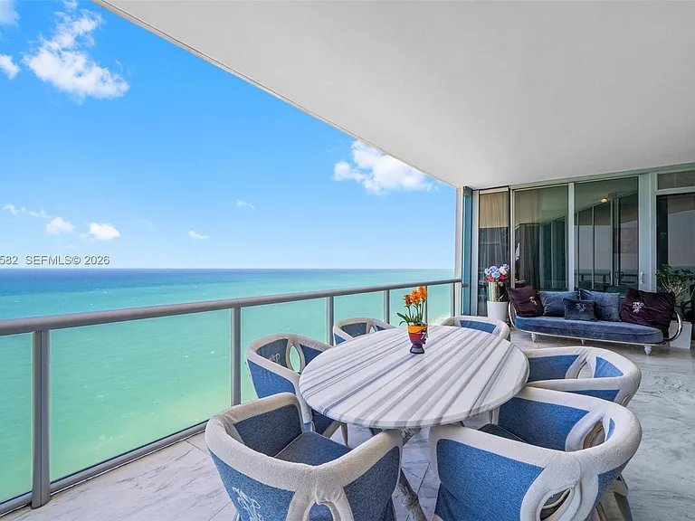 17121 Collins Ave #Penthouse 4406 — Photo 37
