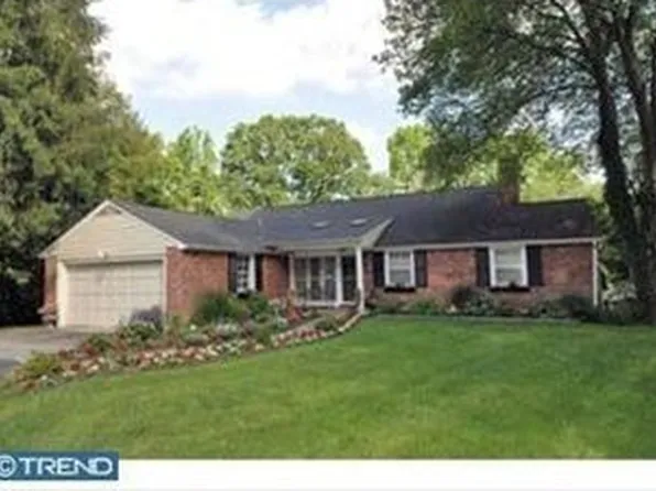 228 Booth Ln, Haverford, PA 19041