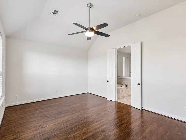 408 Vine St — Photo 1