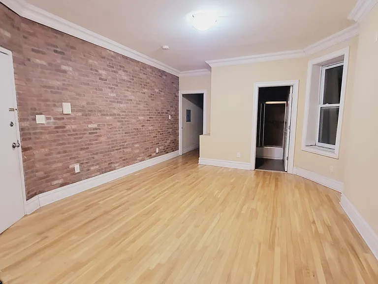 377 Baldwin Ave #1A — Photo 7