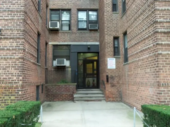 3021 Avenue Z image 1 of 12