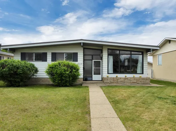 7719 144th Ave NW, Edmonton, AB T5C 2R9