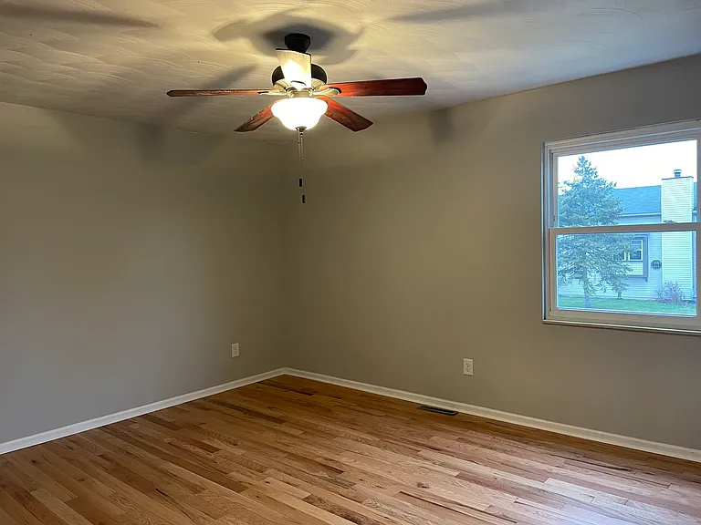 7560 Toweron Ln — Photo 19