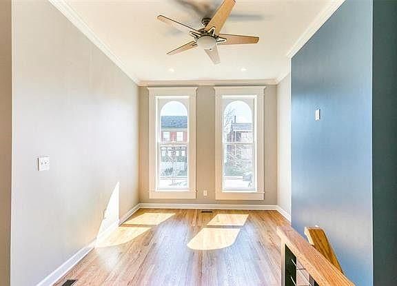 5th image of 3841-3845 Blaine Ave