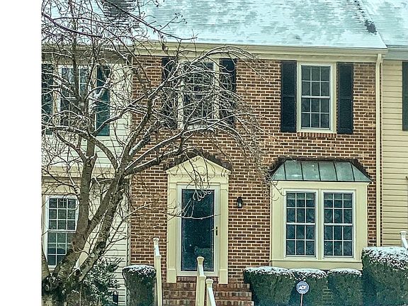 3rd image of 11604 Pleasant Meadow Dr