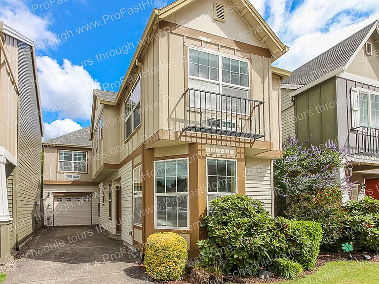 20703 SW Rosemount St — Photo 1