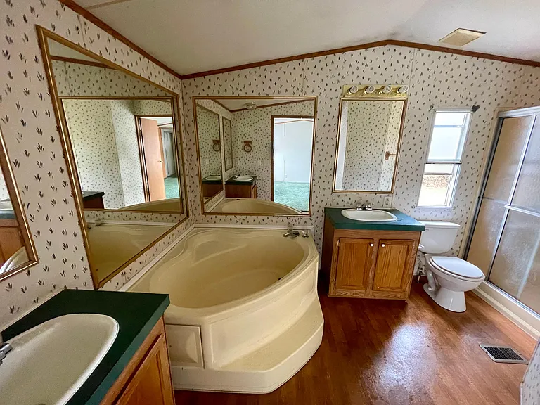 127 Crabapple Ln — Photo 7