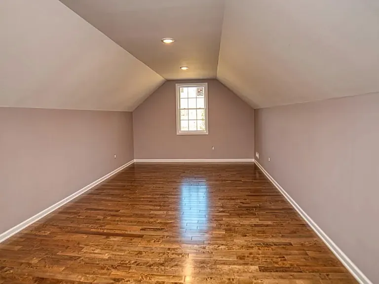 1436 Astolat Rd — Photo 22