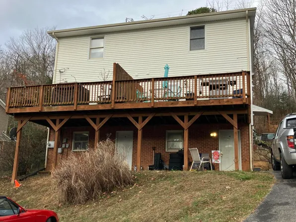 3484 Yellow Mountain Rd SE, Roanoke, VA 24014
