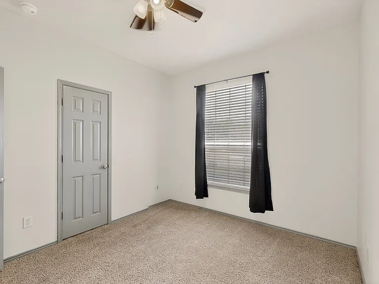 1409 Clear Creek Dr — Photo 33