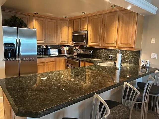 2801 N Palm Aire Dr #607 — Photo 7