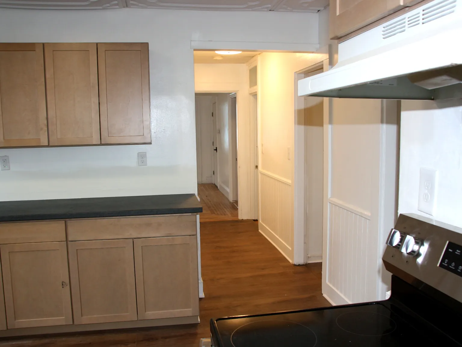3 bed, 1200 sqft, $3,500 — Photo 4