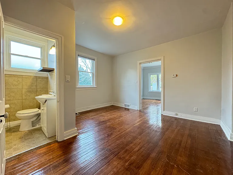 26 Eastchester Ave #1 — Photo 6