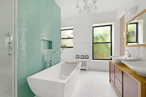 Rented by Corcoran | media 21